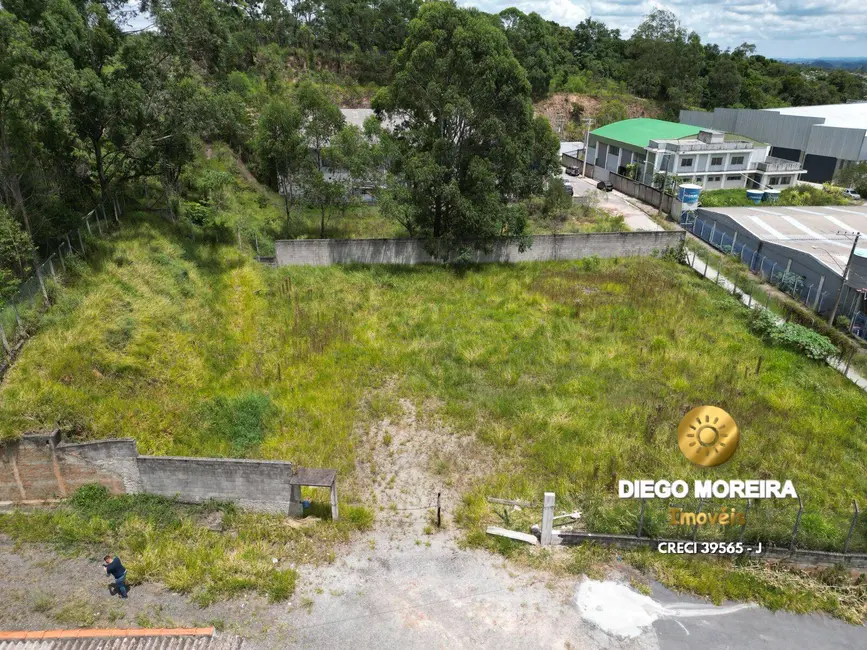 Foto 2 de Terreno / Lote à venda, 1800m2 em Mairipora - SP