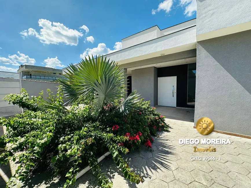 Foto 3 de Casa de Condomínio com 4 quartos à venda, 670m2 em Bom Jesus Dos Perdoes - SP