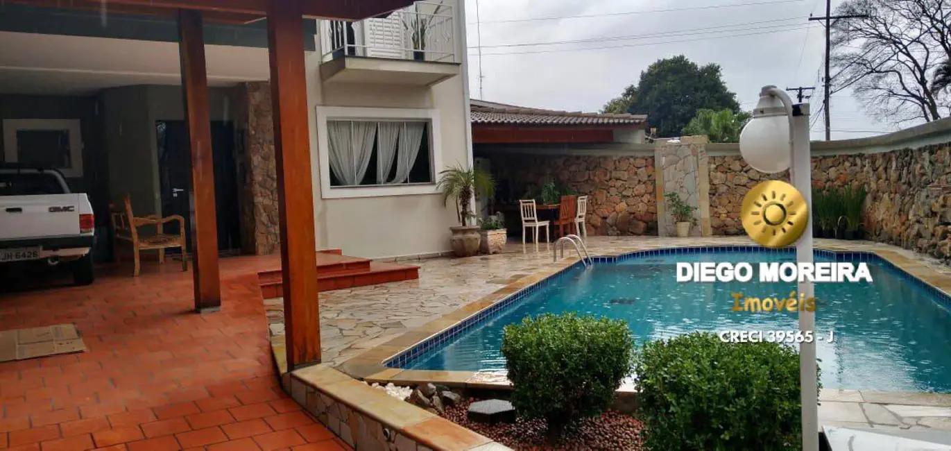 Foto 2 de Casa com 3 quartos à venda, 390m2 em Retiro das Fontes, Atibaia - SP