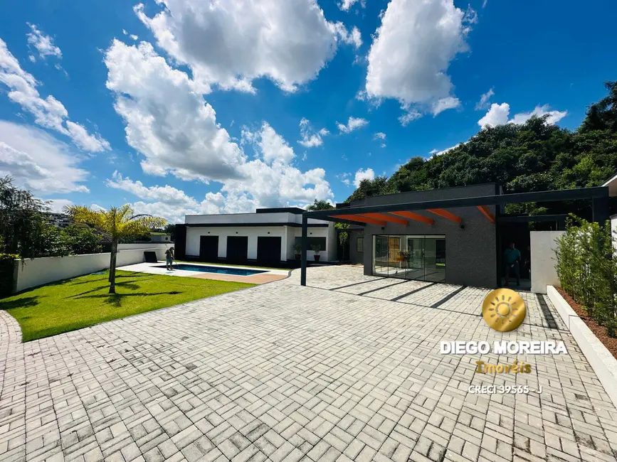 Foto 3 de Casa de Condomínio com 3 quartos à venda, 810m2 em Usina, Atibaia - SP