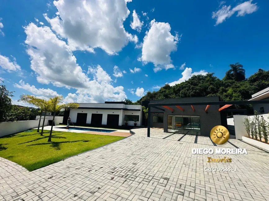 Foto 1 de Casa de Condomínio com 3 quartos à venda, 810m2 em Usina, Atibaia - SP