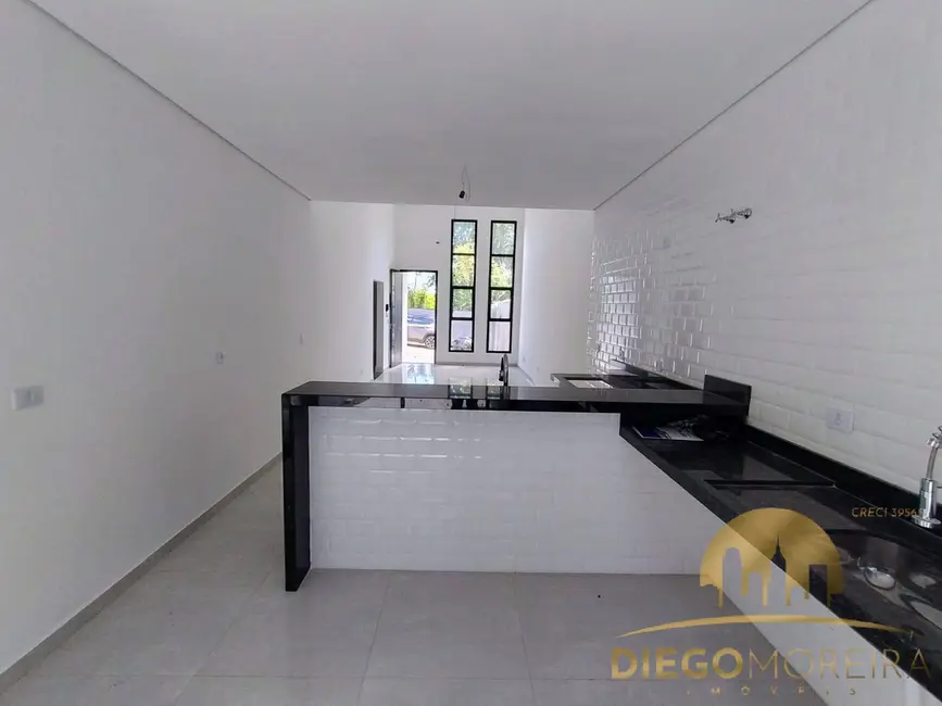 Casa de Condomínio com 3 quartos à venda, 220m2 em Jardim Estância Brasil, Atibaia - SP - imagem 3 Foto 3 de Casa de Condomínio com 3 quartos à venda, 220m2 em Jardim Estância Brasil, Atibaia - SP