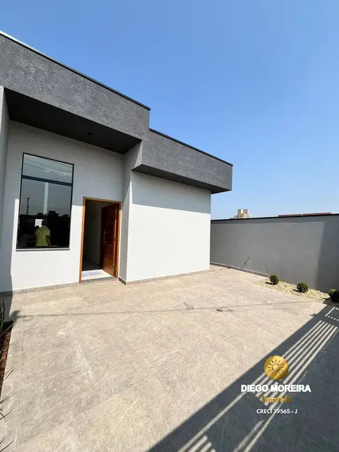 Foto 1 de Casa com 3 quartos à venda, 185m2 em Atibaia - SP