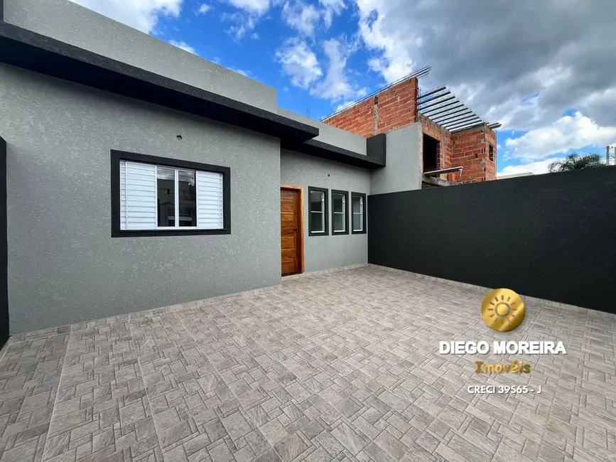 Foto 1 de Casa com 3 quartos à venda, 97m2 em Nova Cerejeira, Atibaia - SP