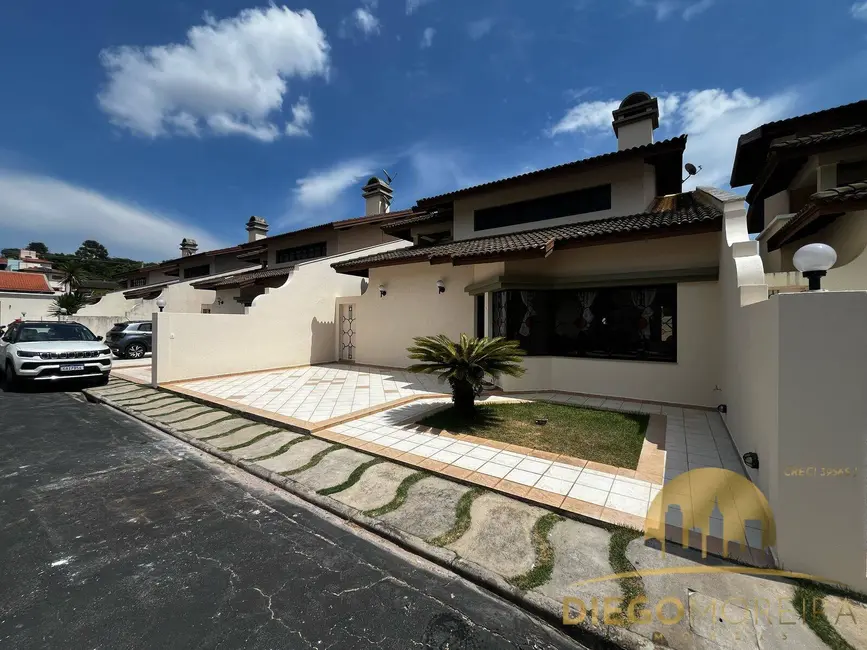 Casa de Condomínio com 3 quartos para alugar, 184m2 em Vila Santista, Atibaia - SP - imagem 1 Foto 1 de Casa de Condomínio com 3 quartos para alugar, 184m2 em Vila Santista, Atibaia - SP