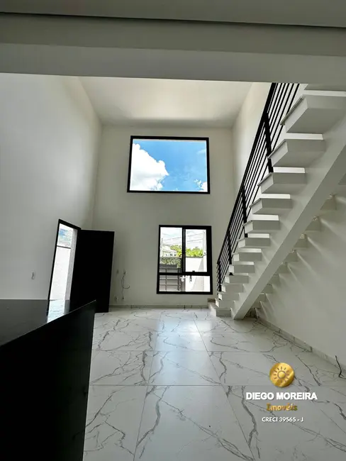 Foto 1 de Casa com 3 quartos à venda e para alugar, 180m2 em Vila Petrópolis, Atibaia - SP