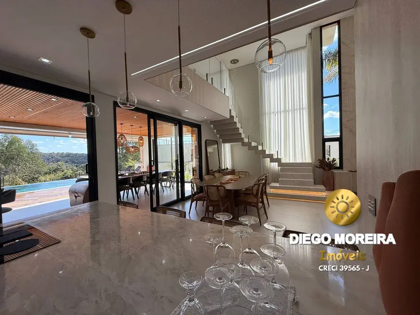 Foto 4 de Casa de Condomínio com 4 quartos à venda, 380m2 em Mairipora - SP