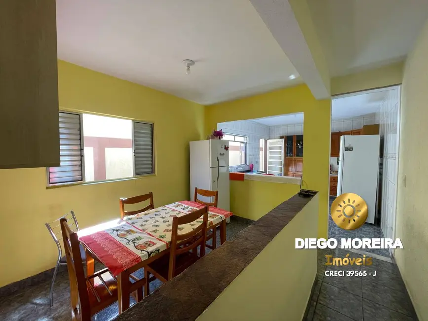 Casa com 4 quartos à venda, 226m2 em Serpa, Caieiras - SP - imagem 4 Foto 4 de Casa com 4 quartos à venda, 226m2 em Serpa, Caieiras - SP