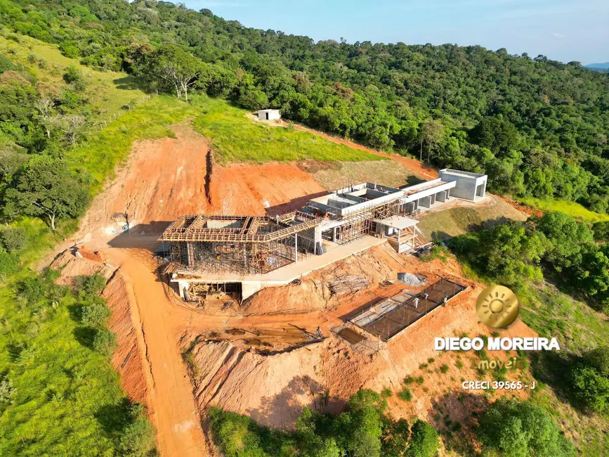 Foto 2 de Casa com 5 quartos à venda, 132000m2 em Vargem - SP
