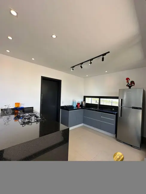 Foto 3 de Casa de Condomínio com 3 quartos à venda, 1066m2 em Piracaia - SP