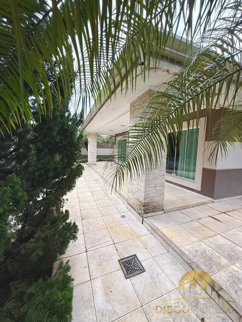 Foto 2 de Casa com 3 quartos à venda, 881m2 em Usina, Atibaia - SP