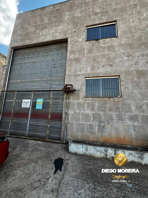 Foto 1 de Armazém / Galpão à venda e para alugar, 557m2 em Mairipora - SP