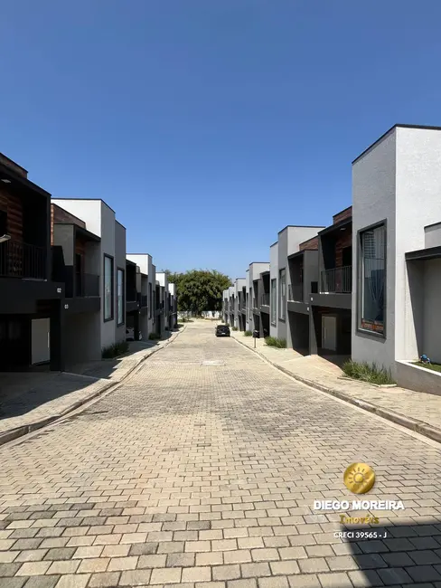 Foto 4 de Casa de Condomínio com 2 quartos à venda, 80m2 em Jardim Santo Antônio, Atibaia - SP