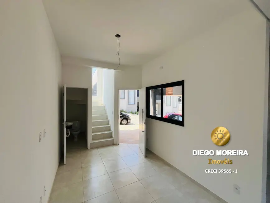 Foto 9 de Casa de Condomínio com 2 quartos à venda, 80m2 em Jardim Santo Antônio, Atibaia - SP
