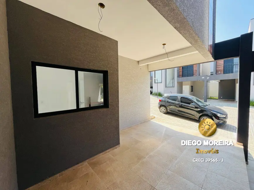 Foto 6 de Casa de Condomínio com 2 quartos à venda, 80m2 em Jardim Santo Antônio, Atibaia - SP