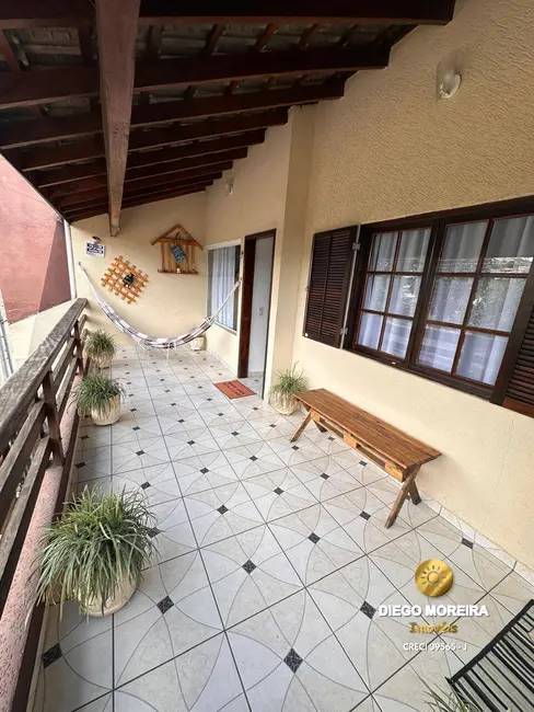 Foto 2 de Casa com 3 quartos à venda, 150m2 em Mairipora - SP