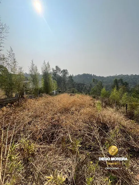 Foto 1 de Terreno / Lote à venda, 300m2 em Mairipora - SP