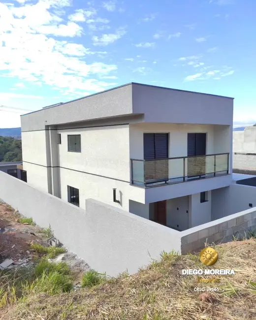 Casa com 3 quartos à venda, 175m2 em Loteamento Vale das Flores, Atibaia - SP - imagem 3 Foto 3 de Casa com 3 quartos à venda, 175m2 em Loteamento Vale das Flores, Atibaia - SP