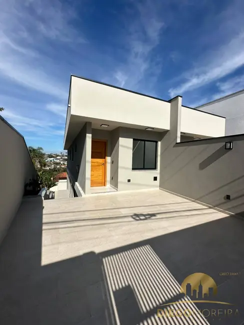 Foto 1 de Casa com 3 quartos à venda, 180m2 em Cidade Satélite, Atibaia - SP