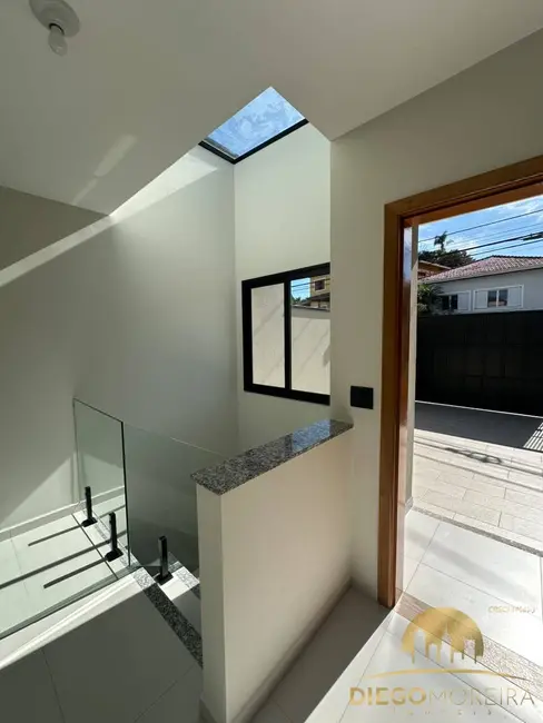 Foto 4 de Casa com 3 quartos à venda, 180m2 em Cidade Satélite, Atibaia - SP