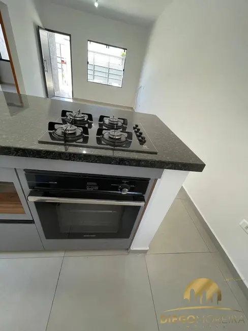 Foto 4 de Casa com 3 quartos à venda e para alugar, 96m2 em Nova Cerejeira, Atibaia - SP