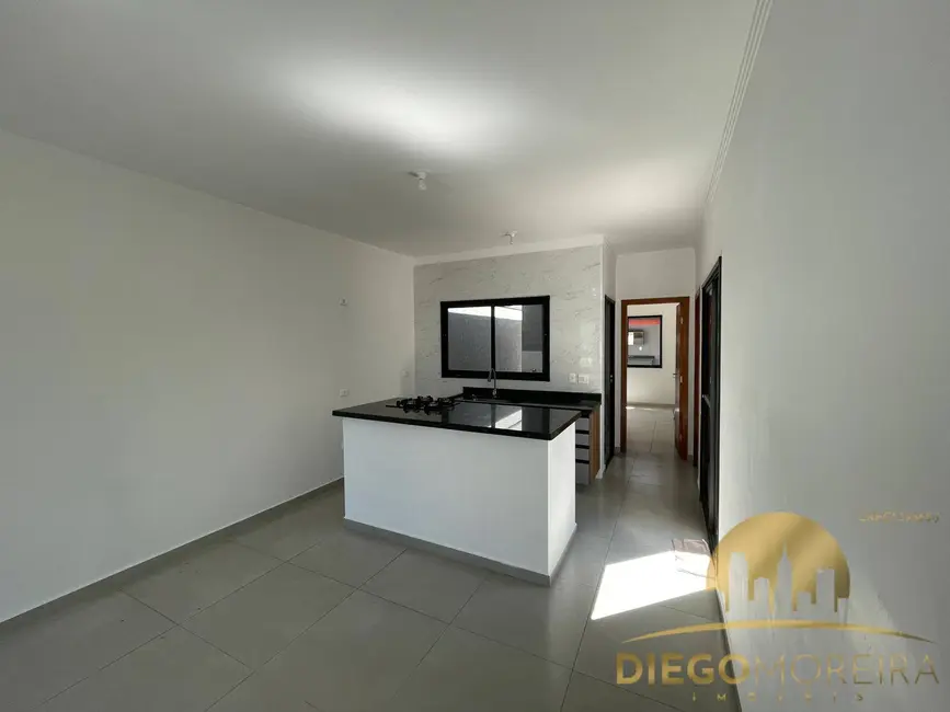 Foto 2 de Casa com 3 quartos à venda e para alugar, 96m2 em Nova Cerejeira, Atibaia - SP