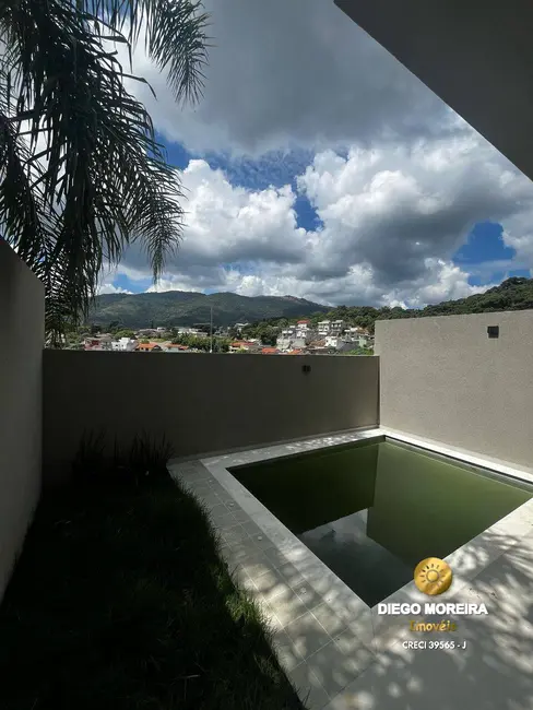 Foto 3 de Casa com 3 quartos à venda, 145m2 em Jardim Maristela, Atibaia - SP