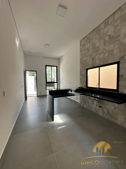 Casa com 3 quartos à venda, 95m2 em Jardim dos Pinheiros, Atibaia - SP - imagem 2 Foto 2 de Casa com 3 quartos à venda, 95m2 em Jardim dos Pinheiros, Atibaia - SP