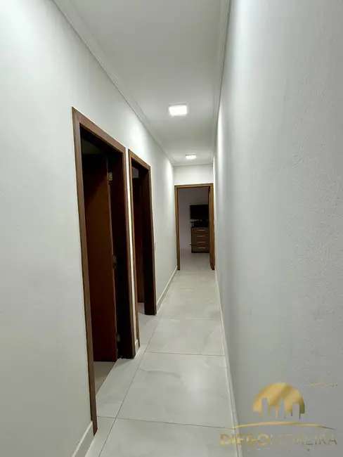 Foto 9 de Casa com 2 quartos à venda, 160m2 em Atibaia Jardim, Atibaia - SP