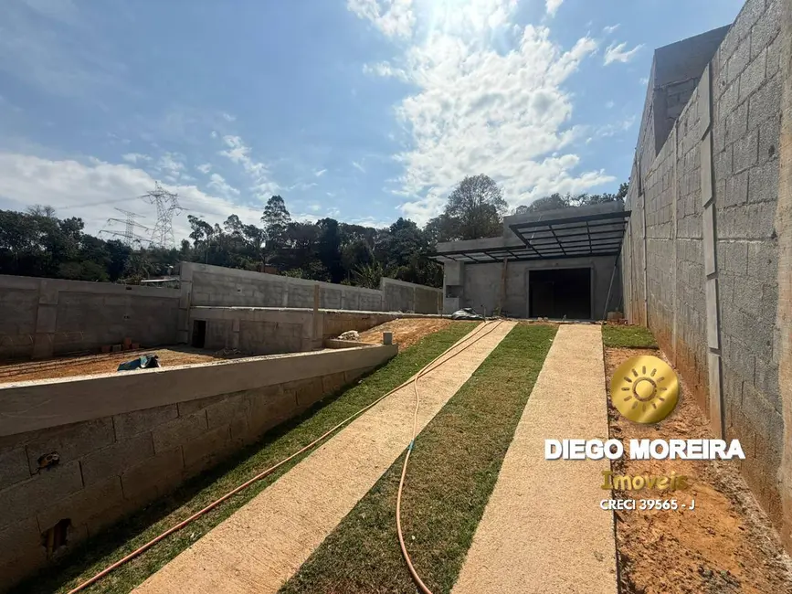 Foto 1 de Casa com 3 quartos à venda, 300m2 em Mairipora - SP