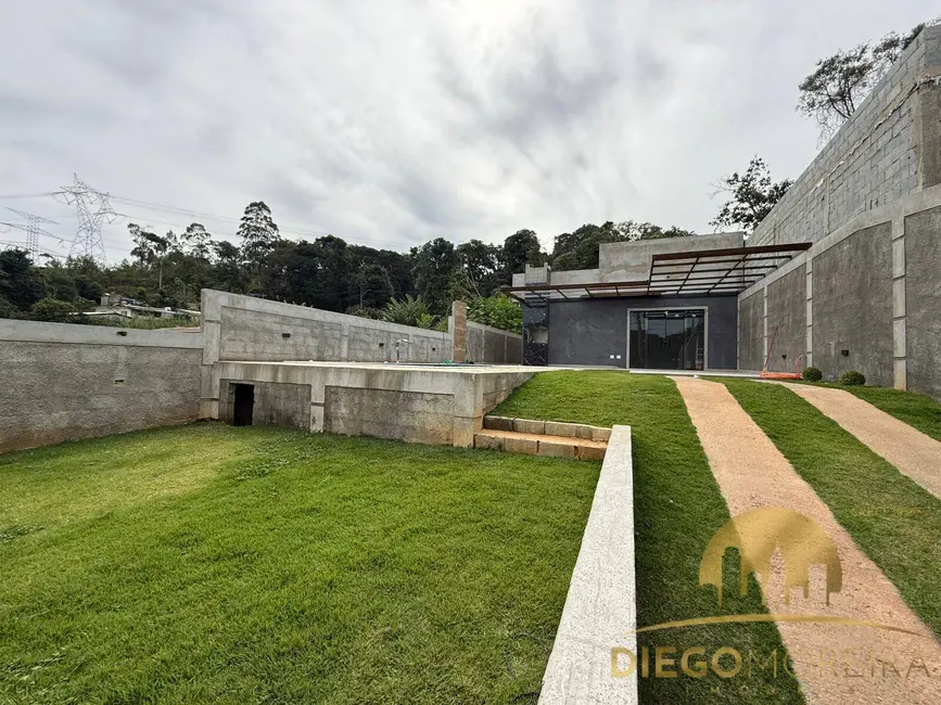 Foto 2 de Casa com 3 quartos à venda, 300m2 em Mairipora - SP
