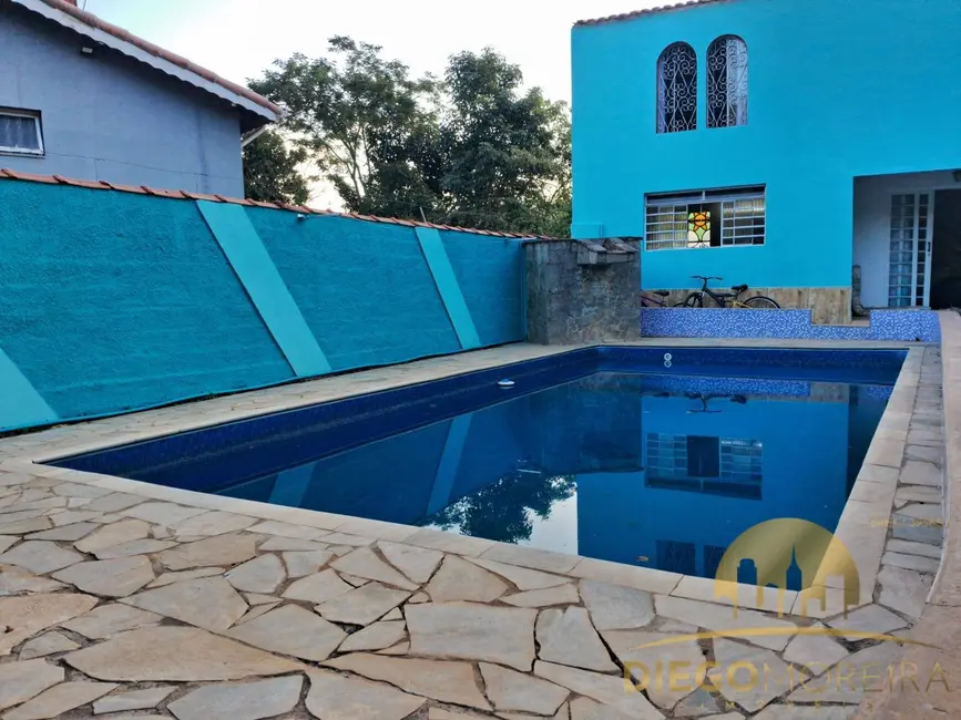 Foto 2 de Casa com 2 quartos à venda, 100m2 em Portão, Atibaia - SP