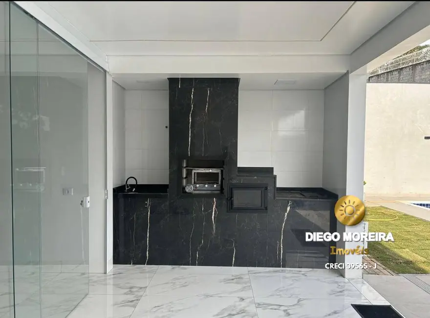 Foto 4 de Casa de Condomínio com 3 quartos à venda, 330m2 em Mairipora - SP