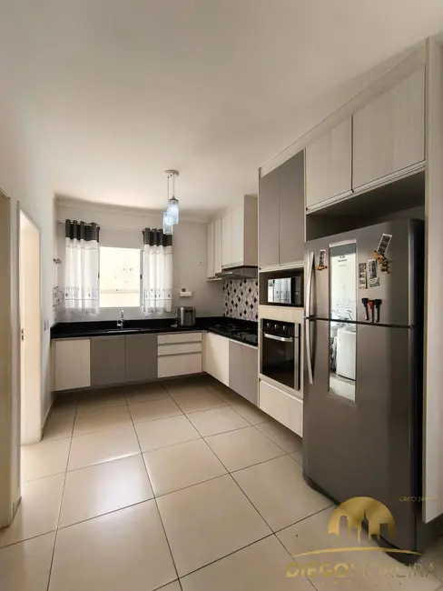 Foto 7 de Casa com 3 quartos à venda, 118m2 em Jardim Maristela, Atibaia - SP