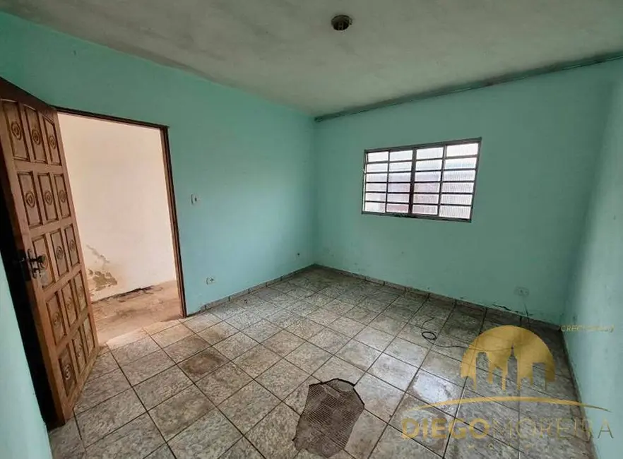 Foto 2 de Casa com 2 quartos à venda, 90m2 em Mairipora - SP