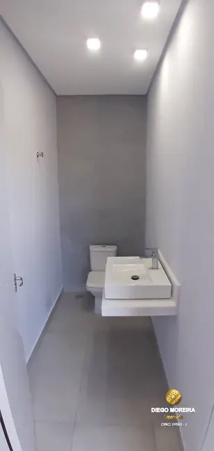 Foto 4 de Casa com 3 quartos à venda, 175m2 em Atibaia - SP