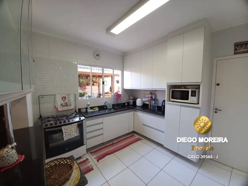 Foto 5 de Casa com 3 quartos à venda, 164m2 em Jardim Paulista, Atibaia - SP