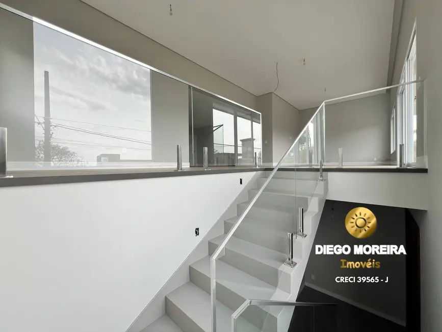 Casa de Condomínio com 5 quartos à venda, 361m2 em Cachoeira, Atibaia - SP - imagem 7 Foto 7 de Casa de Condomínio com 5 quartos à venda, 361m2 em Cachoeira, Atibaia - SP