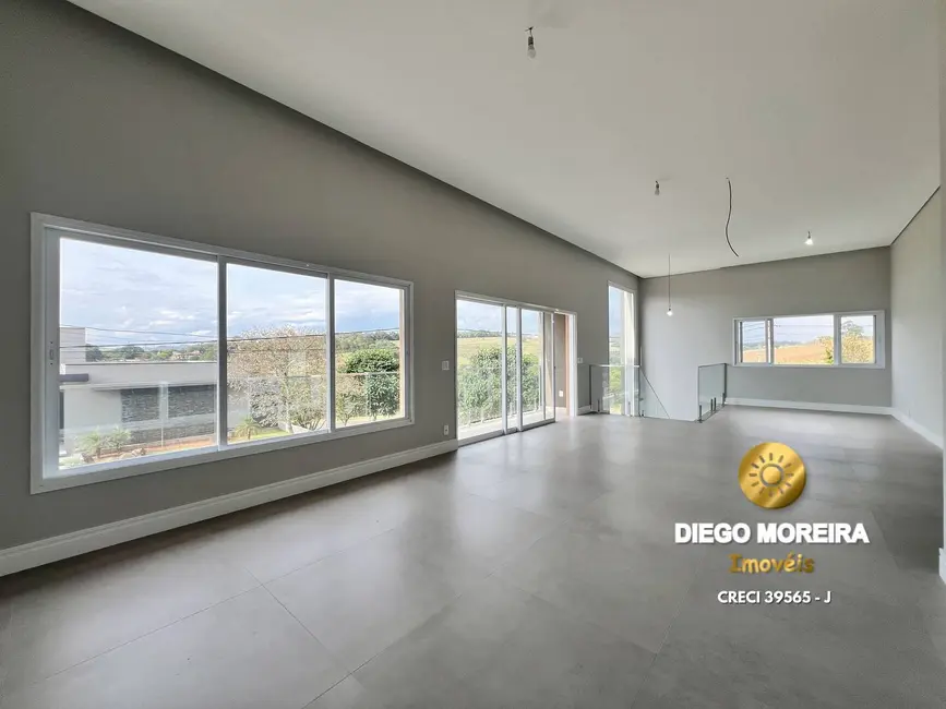 Casa de Condomínio com 5 quartos à venda, 361m2 em Cachoeira, Atibaia - SP - imagem 9 Foto 9 de Casa de Condomínio com 5 quartos à venda, 361m2 em Cachoeira, Atibaia - SP