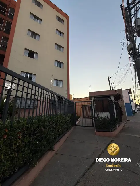 Foto 1 de Apartamento com 2 quartos para alugar, 72m2 em Atibaia Jardim, Atibaia - SP