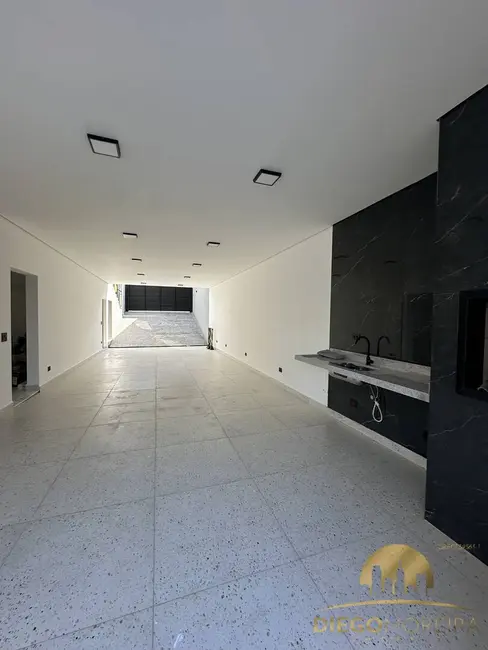 Foto 3 de Casa com 3 quartos à venda, 192m2 em Laranjeiras, Caieiras - SP