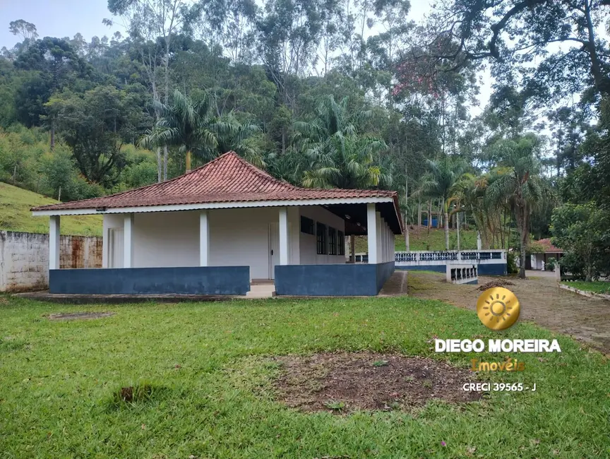 Sítio / Rancho com 8 quartos à venda, 1500m2 em Nazare Paulista - SP - imagem 5 Foto 5 de Sítio / Rancho com 8 quartos à venda, 1500m2 em Nazare Paulista - SP