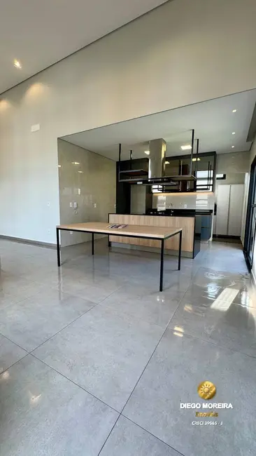 Casa de Condomínio com 3 quartos à venda, 112m2 em Marmeleiro, Atibaia - SP - imagem 5 Foto 5 de Casa de Condomínio com 3 quartos à venda, 112m2 em Marmeleiro, Atibaia - SP