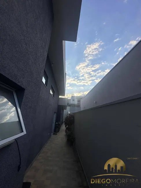 Foto 2 de Casa de Condomínio com 4 quartos à venda e para alugar, 210m2 em Condomínio Residencial Reserva de Atibaia, Atibaia - SP