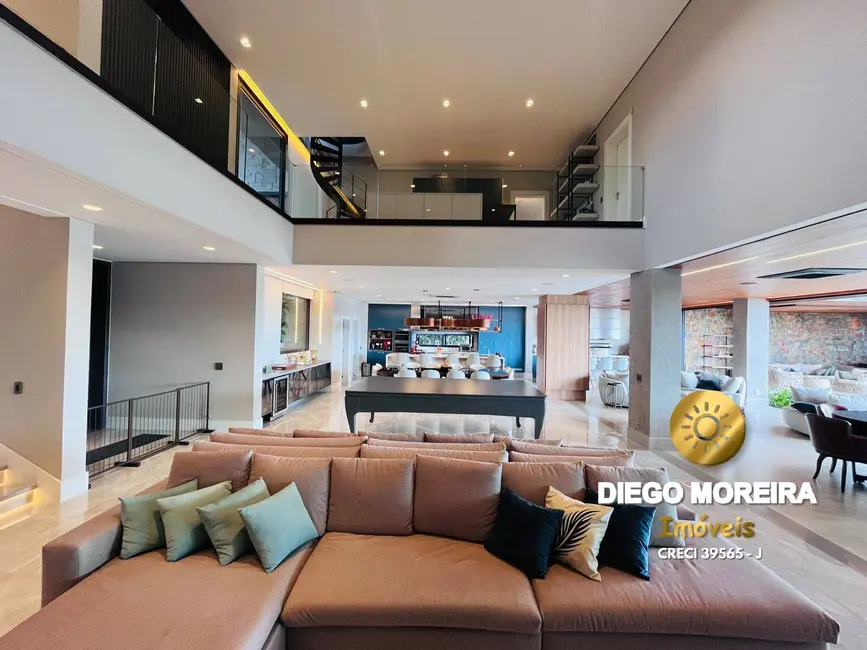 Casa de Condomínio com 7 quartos à venda, 1100m2 em Centro, Piracaia - SP - imagem 6 Foto 6 de Casa de Condomínio com 7 quartos à venda, 1100m2 em Centro, Piracaia - SP