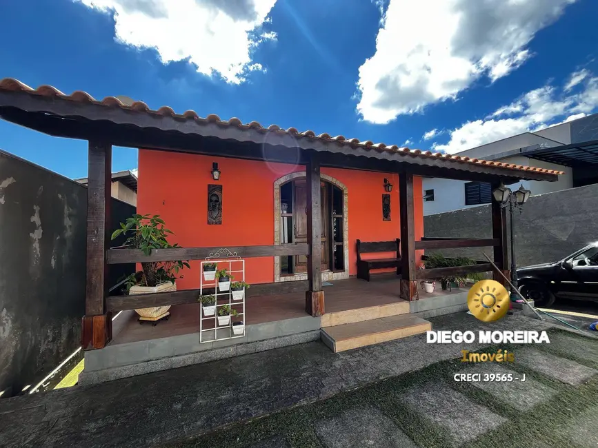 Foto 1 de Casa com 4 quartos à venda, 274m2 em Mairipora - SP