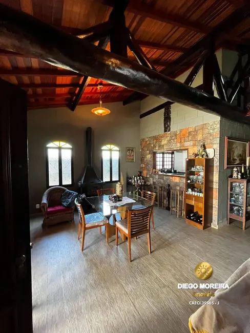 Foto 5 de Casa com 4 quartos à venda, 274m2 em Mairipora - SP