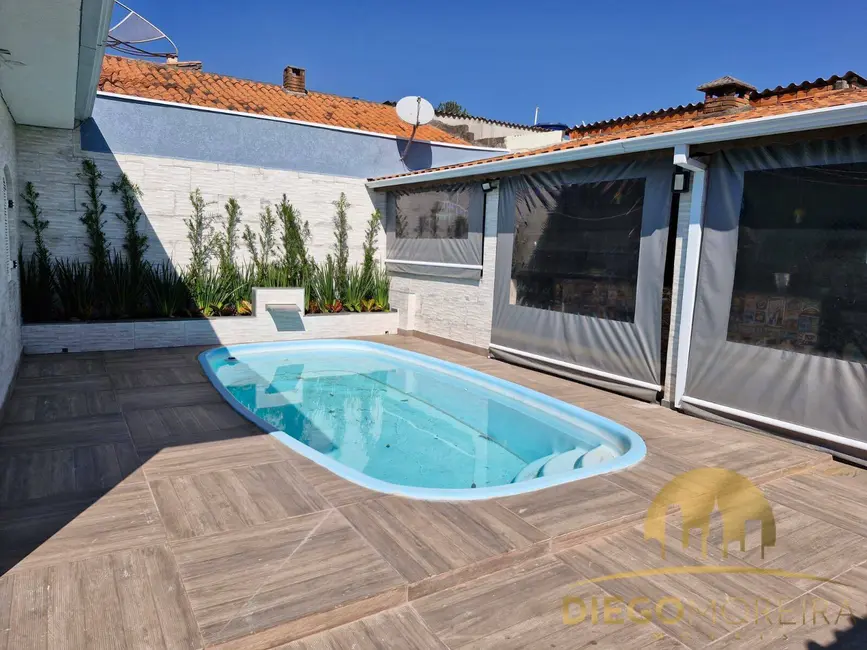 Foto 2 de Casa com 4 quartos à venda, 205m2 em Mairipora - SP