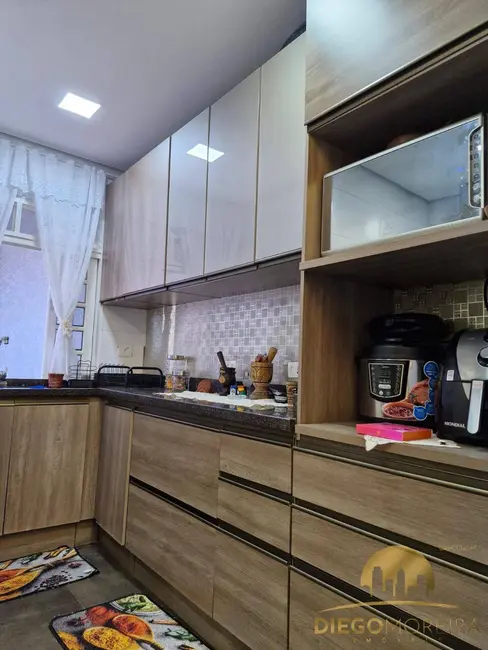 Foto 8 de Casa com 4 quartos à venda, 205m2 em Mairipora - SP