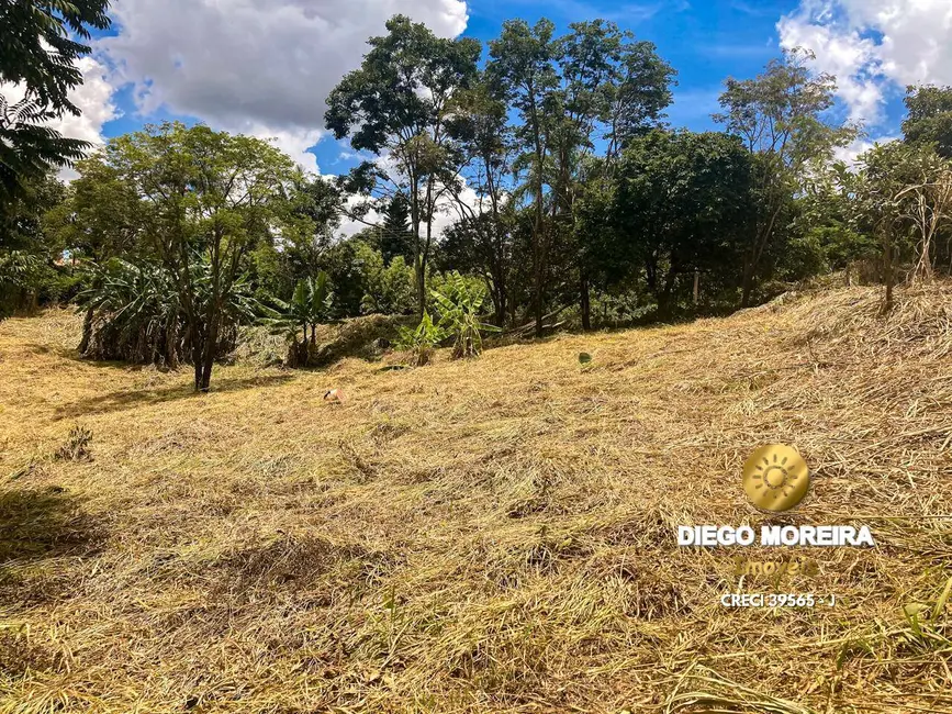 Foto 1 de Terreno / Lote à venda, 364m2 em Jardim Maracanã, Atibaia - SP